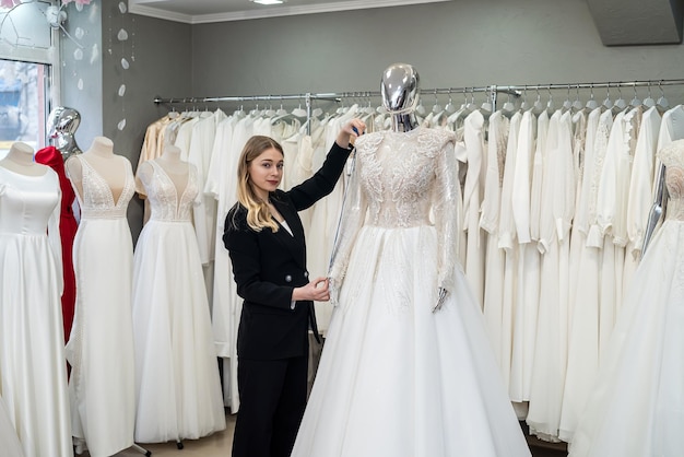 10 Best Places To Sell A Wedding Dress